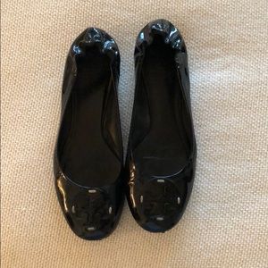 Black Tory Burch patent leather flats